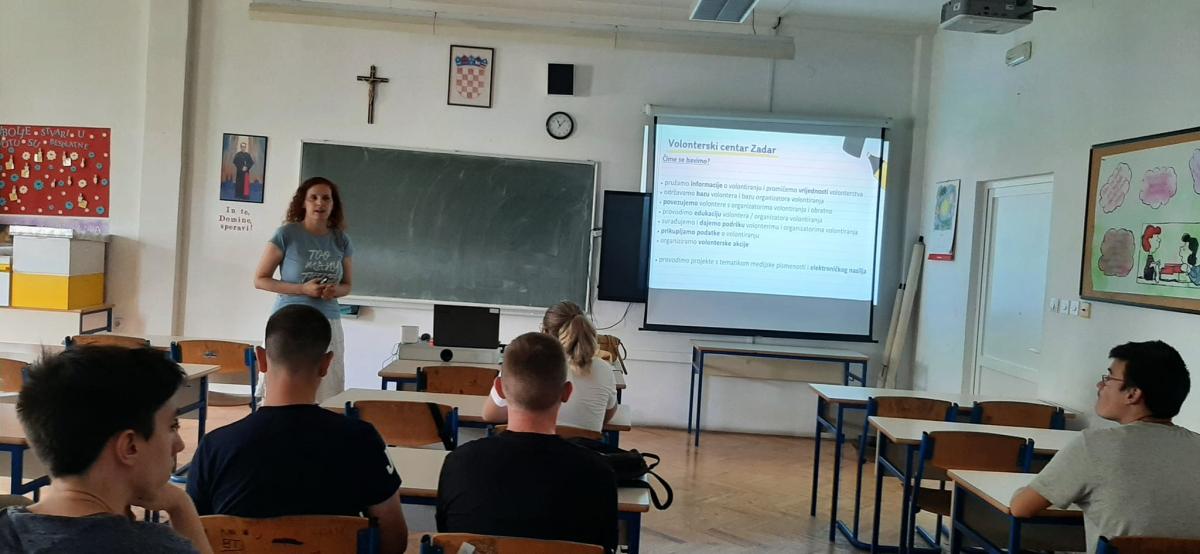 Održana edukacija "Biti volonter" za učenike Poljoprivredne, prehrambene i veterinarske škole Stanka Ožanića