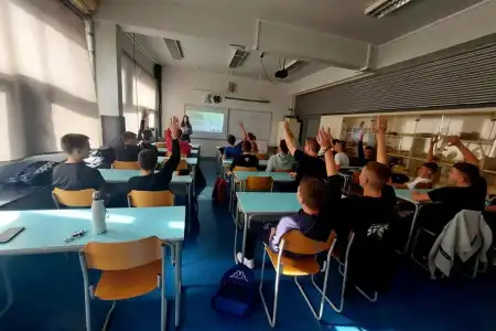 Održano predavanje o sigurnosti na internetu u Strukovnoj školi Vice Vlatkovića