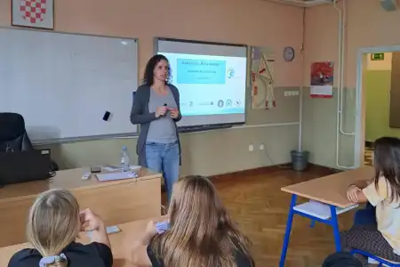 Održana edukacija "Biti volonter" u OŠ Privlaka