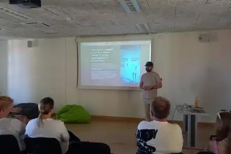 Održana radionica "Snalaženje u području umjetne inteligencije: radionica odgovornog korištenja AI-a"