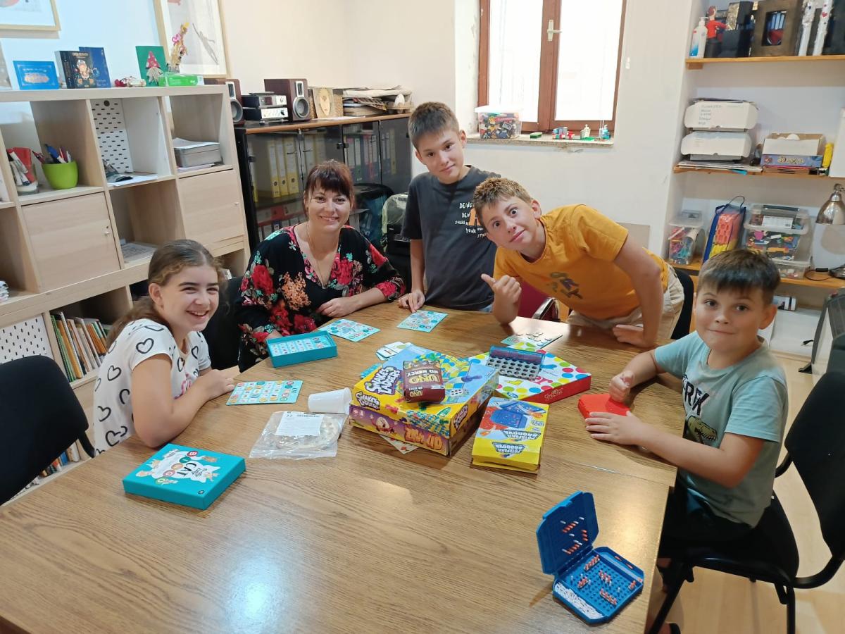 Grupe podrške za djecu uz društvene igre