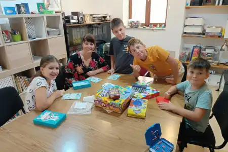 Grupe podrške za djecu uz društvene igre