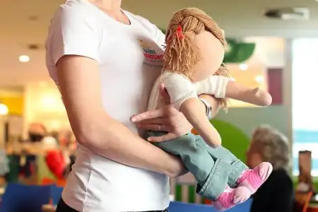 Radionica "Baby handling" u sklopu projekta Foster children rights