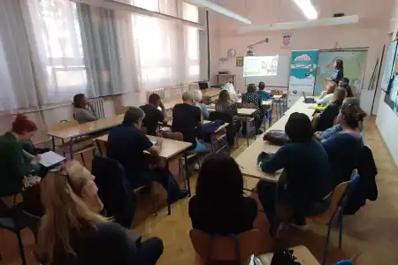 Održano predavanje za roditelje u OŠ Petra Preradovića
